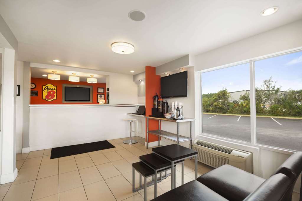 Super 8 by Wyndham Ormond Beach - photo 3