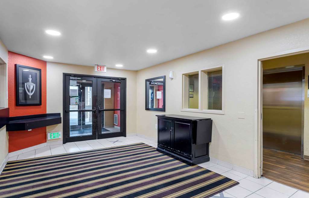 Extended Stay America Suites Houston Galleria Westheimer - photo 6