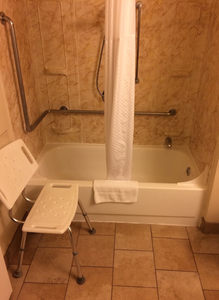 Super 8 by Wyndham Idaho Falls - photo 27