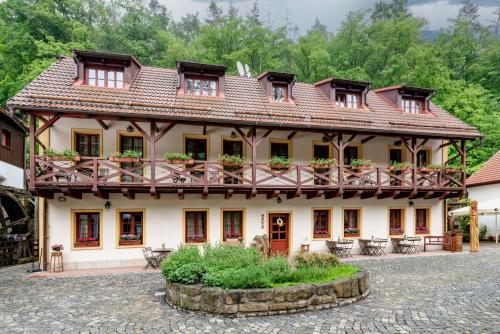 Černodolský mlýn - last minute hotel in Velemin