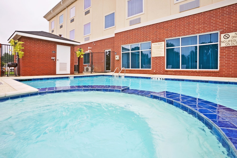 Holiday Inn Express & Suites New Boston by IHG - photo 21