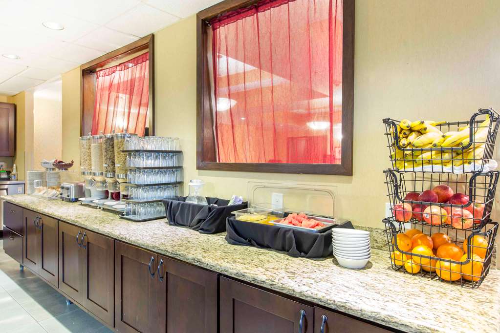 The Oaks Hotel & Suites - photo 44
