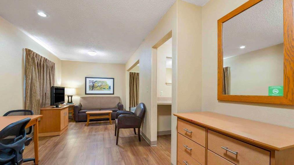 Studio 6 Extended Stay St Louis MO Westport Craig Road - photo 11
