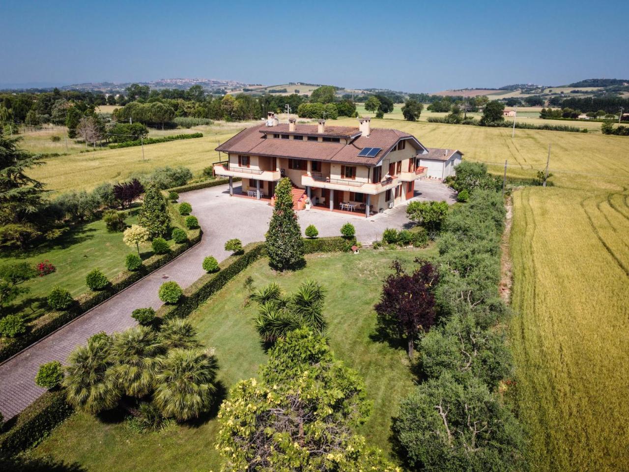 Casa Vittoria — 4-Star Luxury Hotel in Potenza Picena, Italy