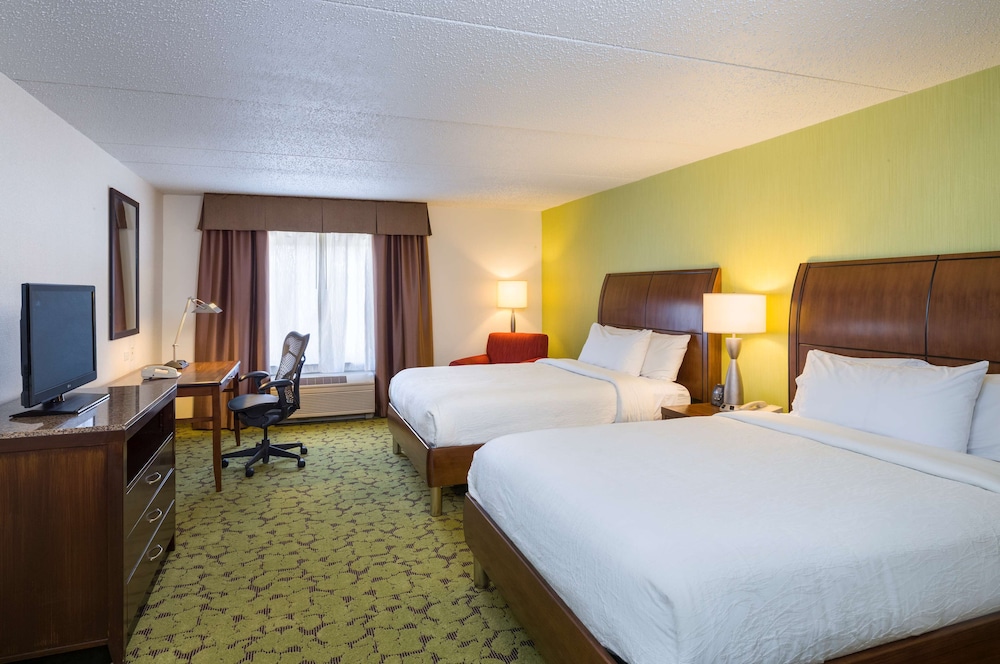 Hilton Garden Inn Edison Raritan Center - photo 16