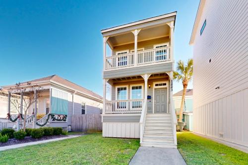 Marie Manor — 4-Star Luxury Hotel in Galveston, United States