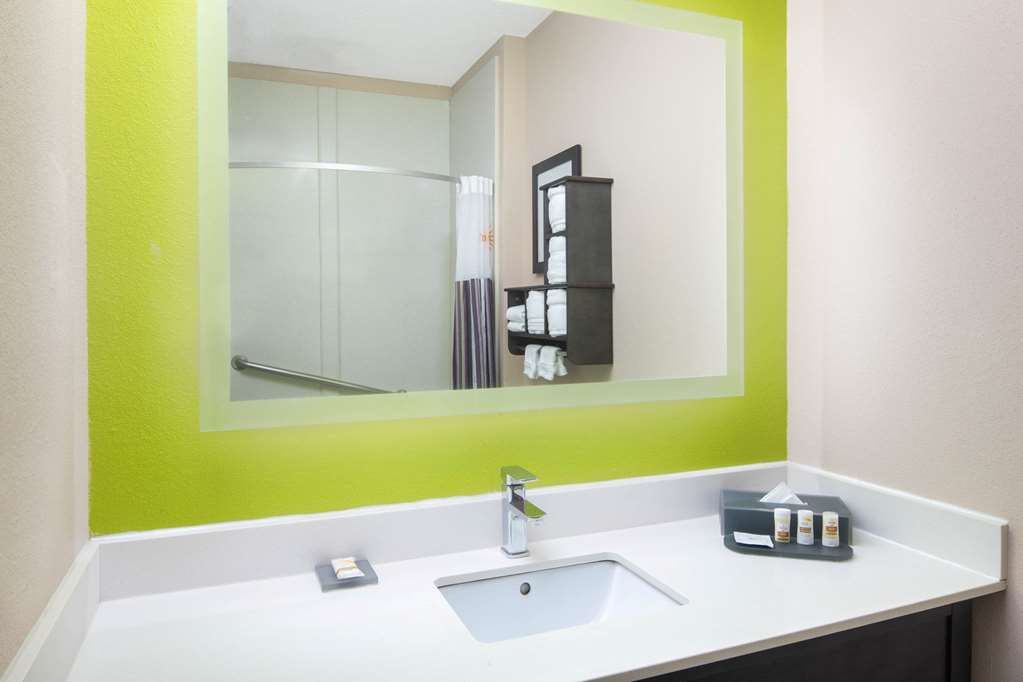 La Quinta Inn by Wyndham Calhoun South I 75 - photo 21