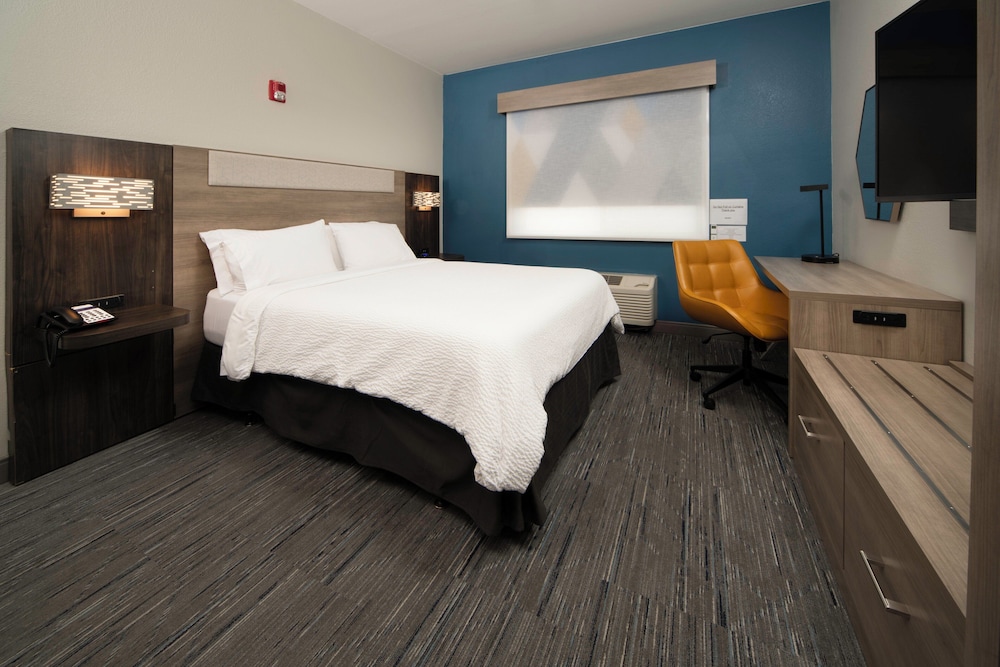 Holiday Inn Express Hotel & Suites Canyon by IHG - photo 16