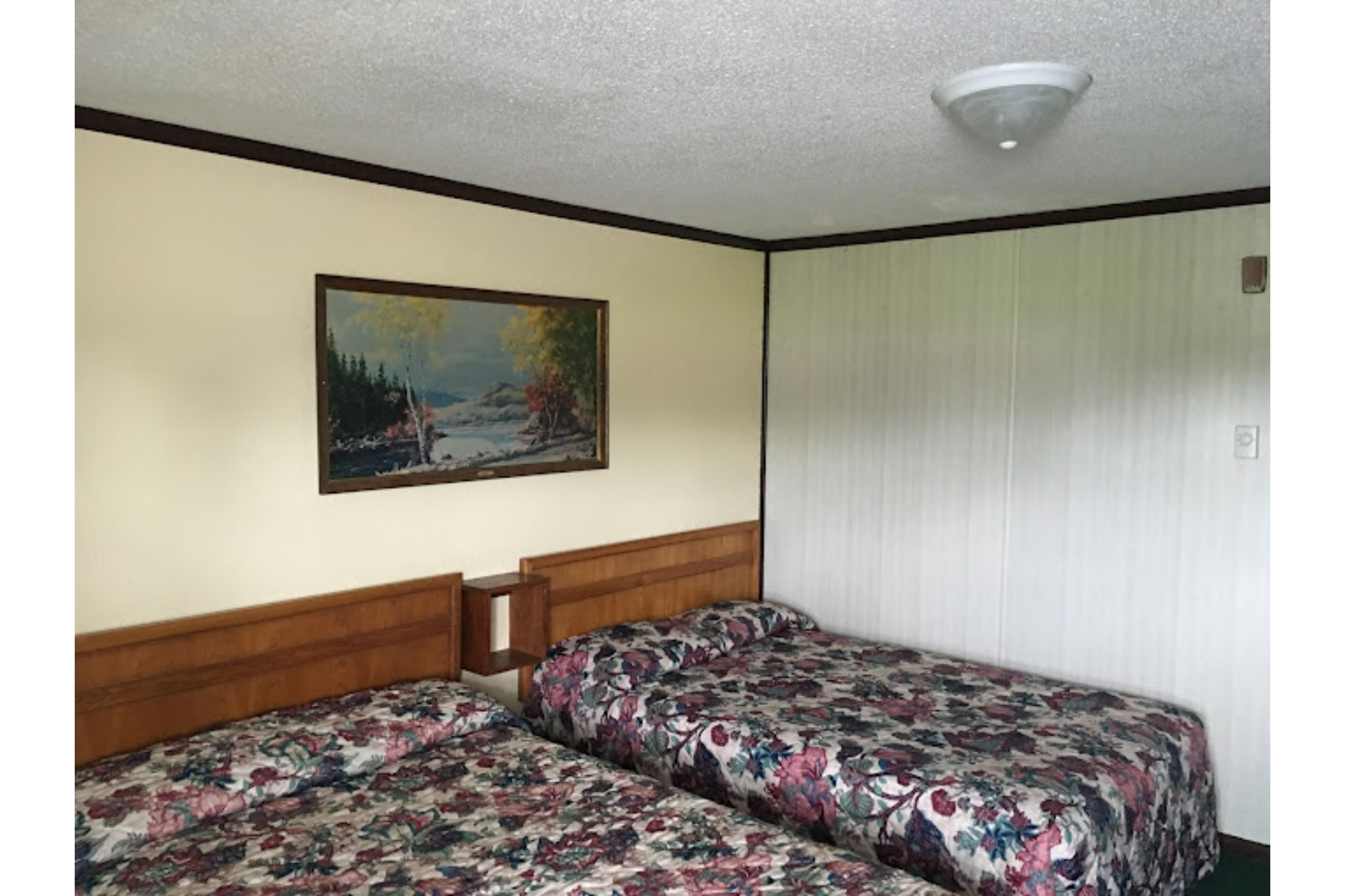 Capri Motel By OYO Elwood Wathena - photo 26