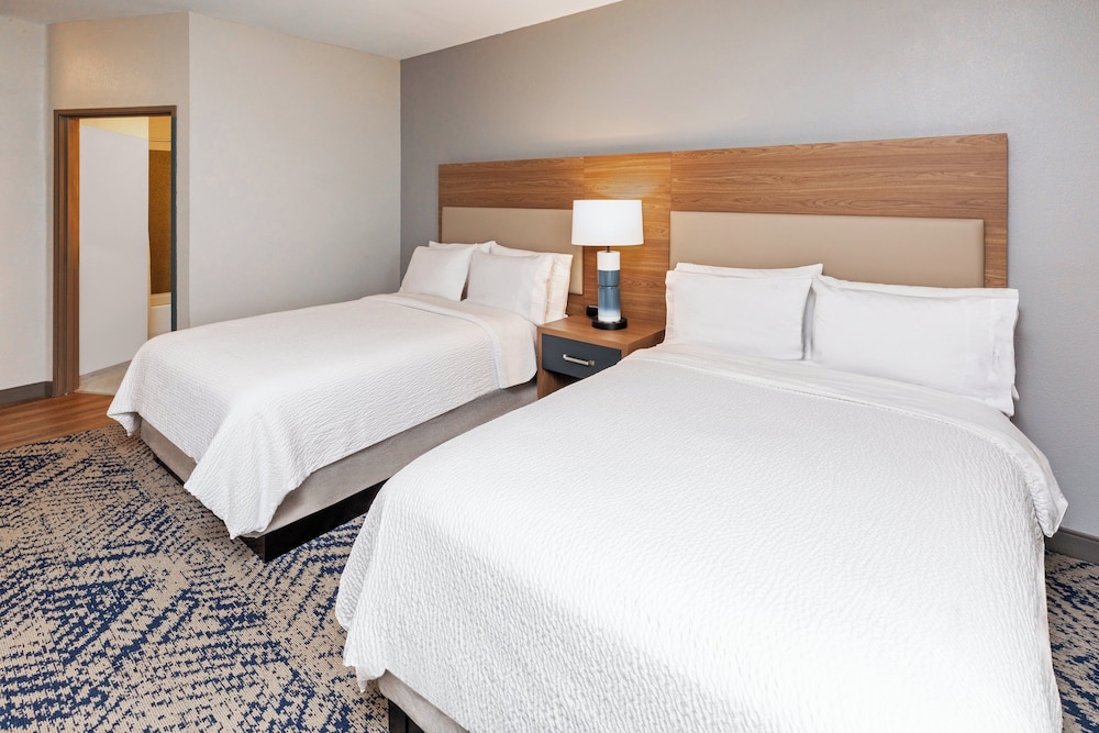 Candlewood Suites Georgetown by IHG - photo 3