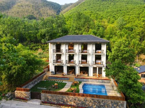 La Petronilla Boutique Hotel Moganshan in Deqing, People's Republic of China