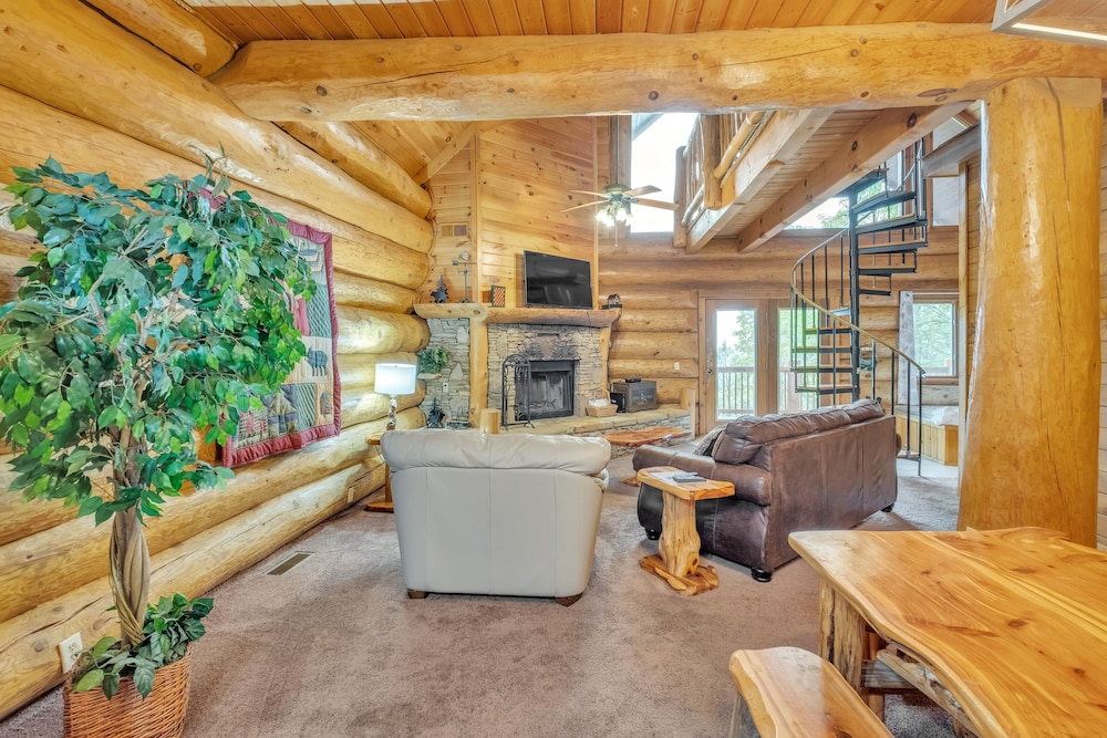Royal Views Private Mountain Top Cabin 2 Bedroom Cabin by Heavenly Views Resort - photo 22