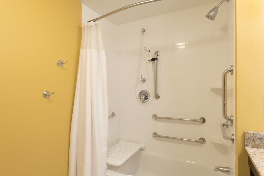 TownePlace Suites by Marriott Lexington South Hamburg Place - photo 17
