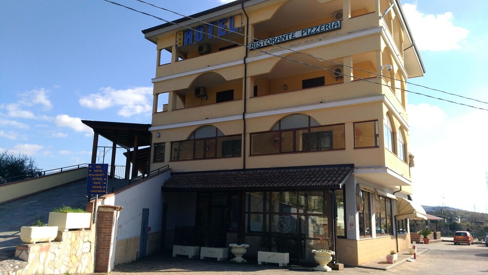 Hotel la Falconara — hotel in Castrovillari
