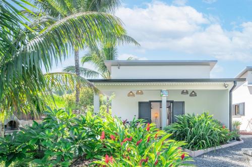 Ô Ruisseau Lodges Lodge Cocotier — 4-Star Luxury Hotel in Saint-Louis, Réunion