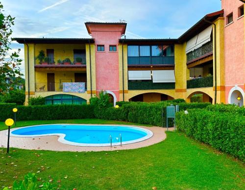 Casa Luisa — 4-Star Luxury Hotel in Desenzano Del Garda, Italy