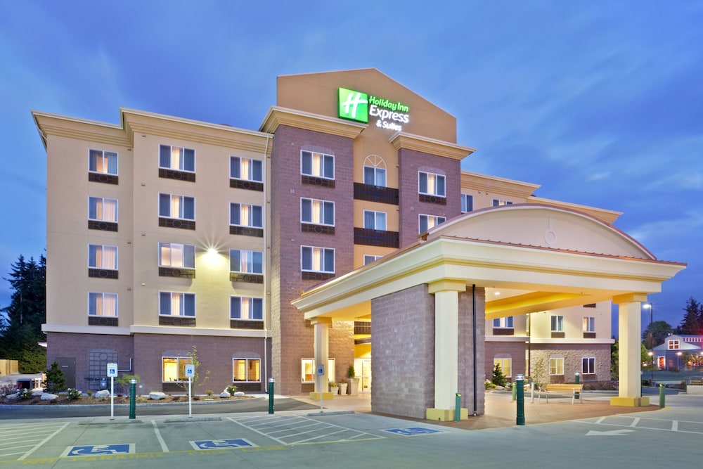 Holiday Inn Express & Suites Seattle North Lynnwood by IHG — hotel in Lynnwood