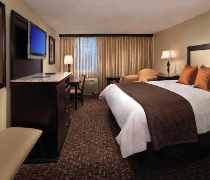Riviera Hotel & Casino - photo 7