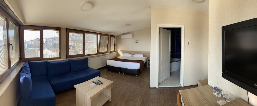 Hotel Cenedag in Izmit, Turkey