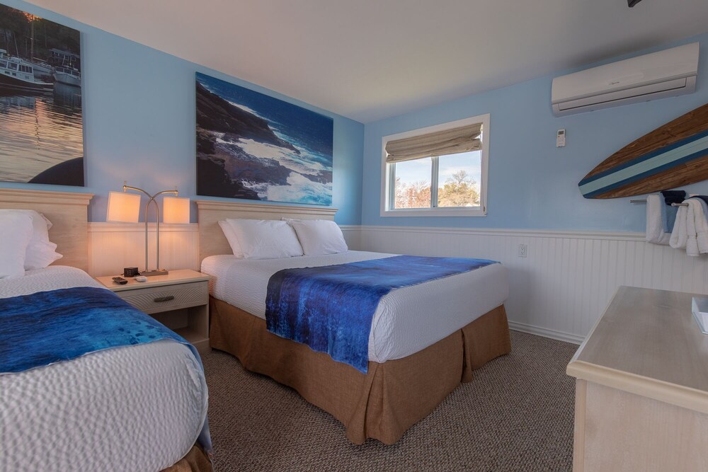 Footbridge Beach Motel - photo 41