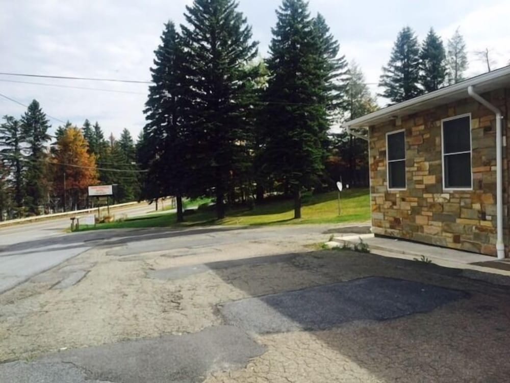 Penn Terrace Motel — hotel in Hazleton