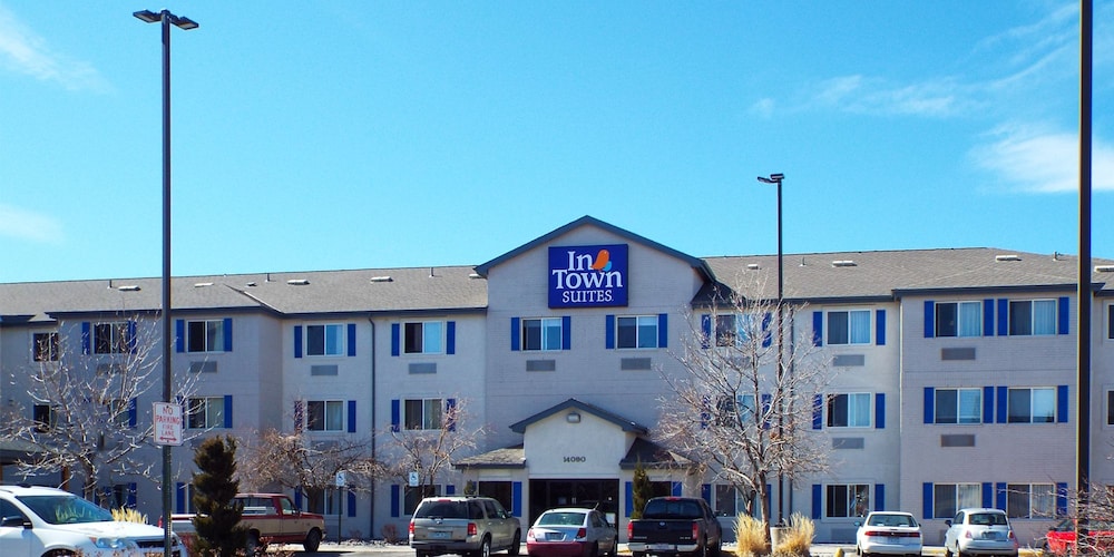 InTown Suites Extended Stay Select Denver Aurora South - photo 25