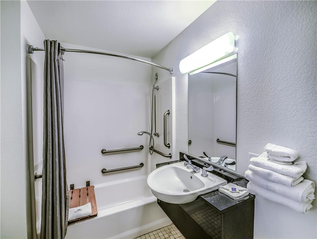 Motel6 Colorado Springs CO South Metro Area - photo 22