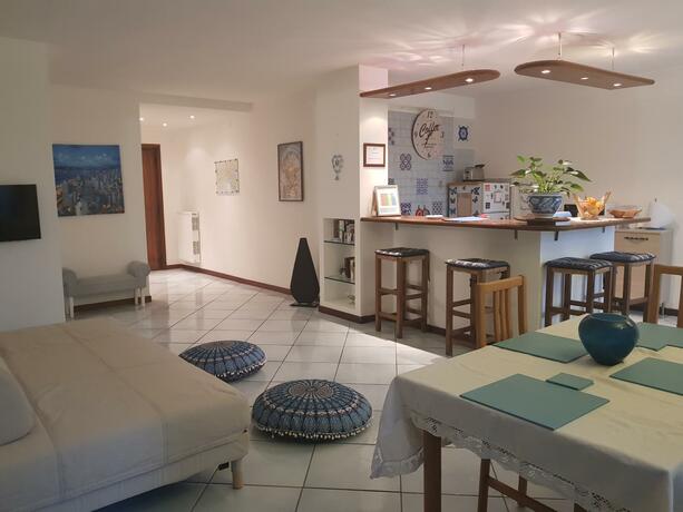 La Casa Degli Ospiti — 4-Star Luxury Hotel in Naples, Italy