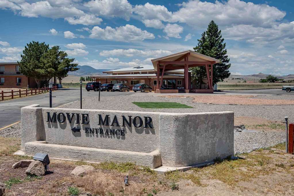 Best Western Movie Manor - photo 8