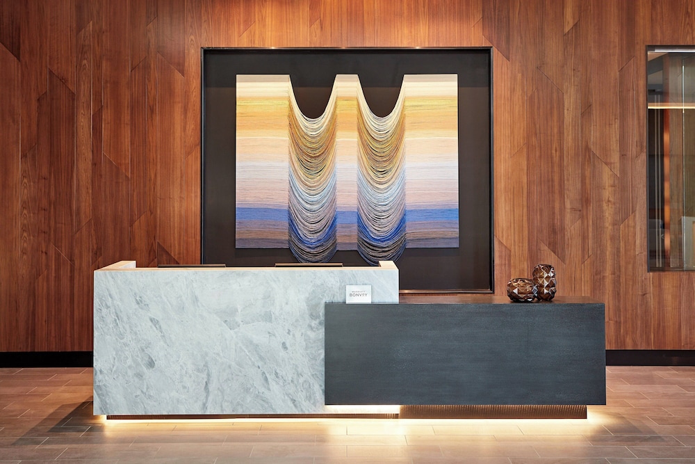 AC Hotel by Marriott San Jose Santa Clara - photo 2