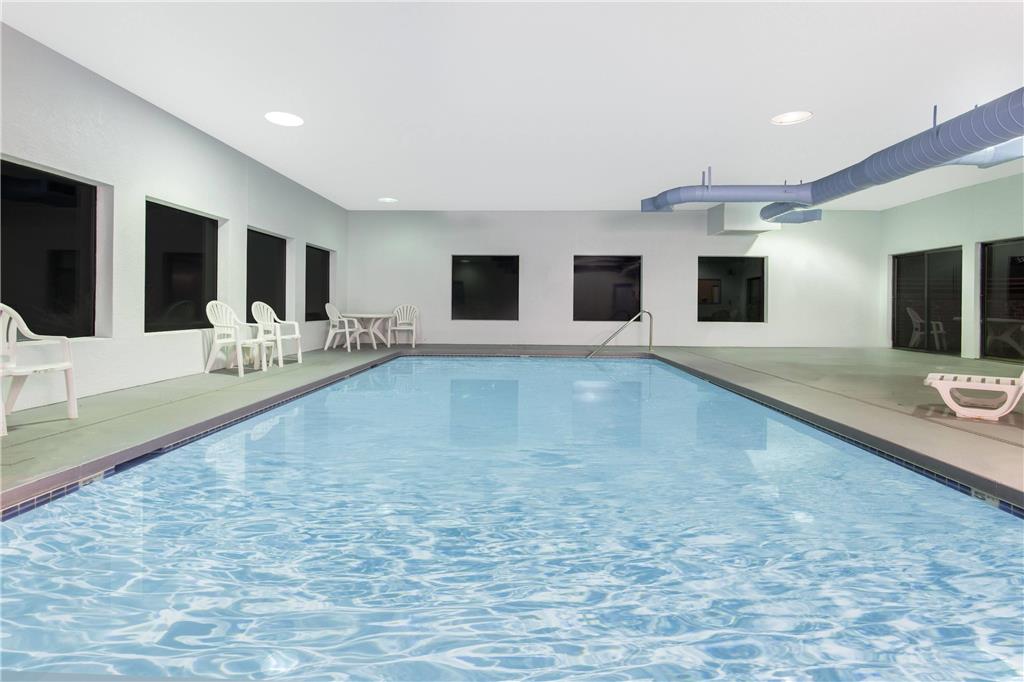Super 8 by Wyndham Lacey Olympia Area - photo 5