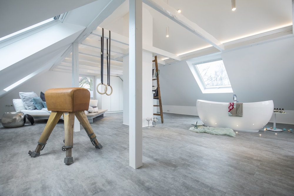 Design Studiowohnung in Gütersloh — 4-Star Luxury Hotel in Guetersloh, Germany