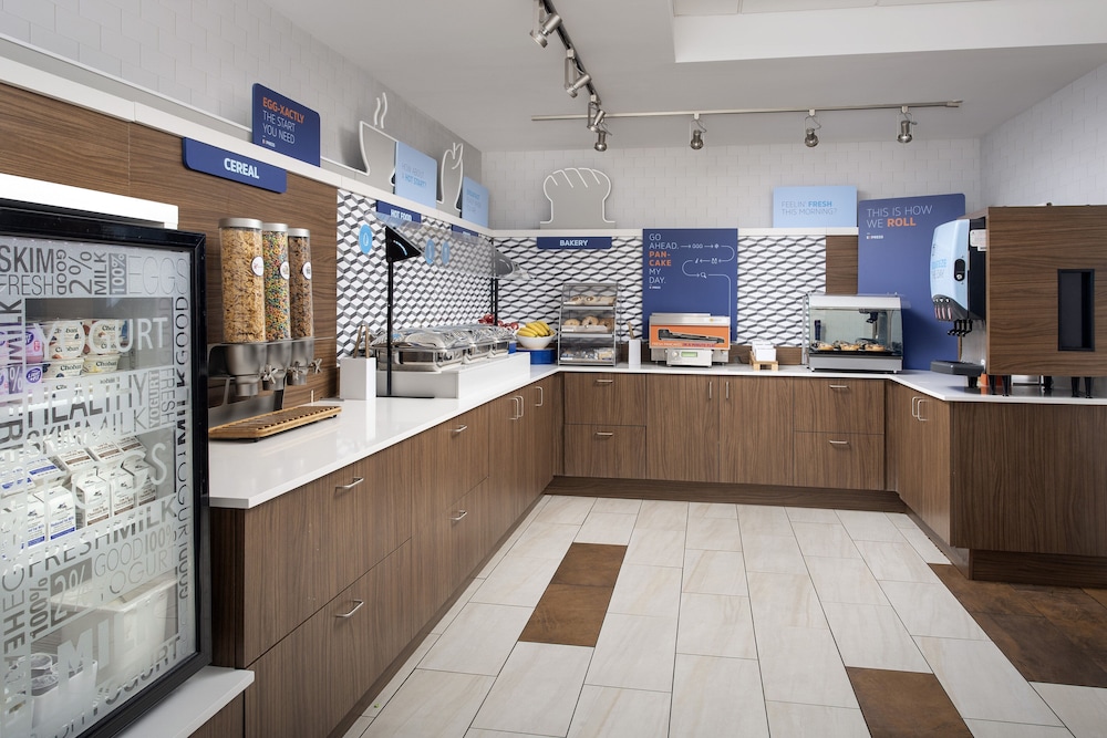 Holiday Inn Express Knoxville Strawberry Plains by IHG - photo 33