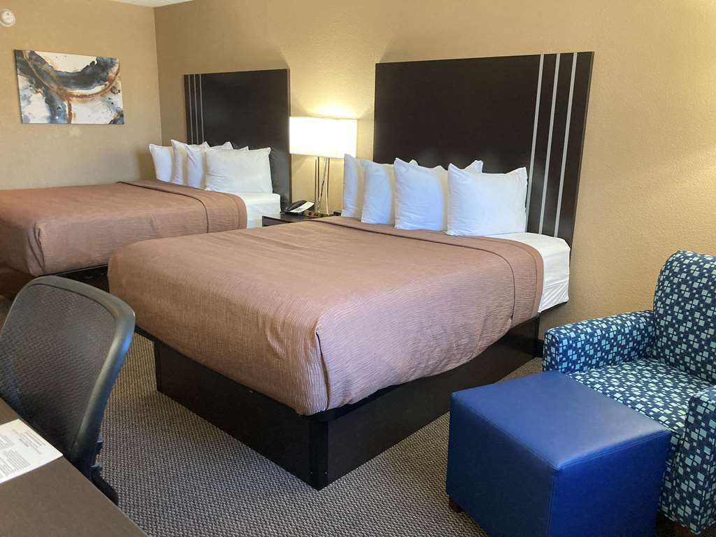 Best Western Plus Reading Inn & Suites - photo 55