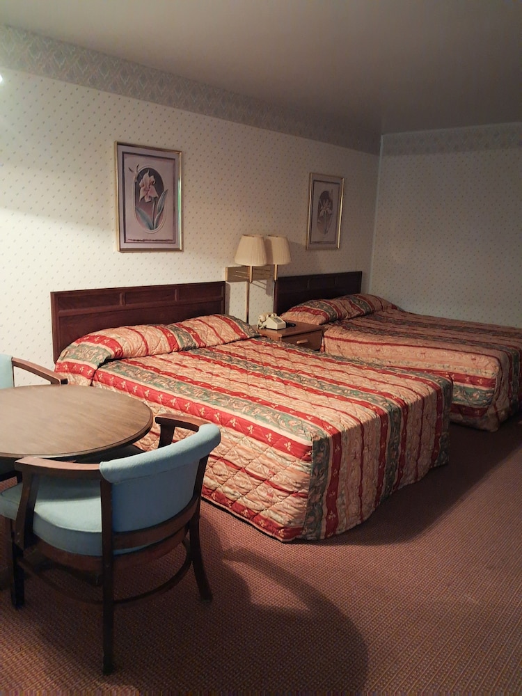 Hotel O Relax Inn Lewisburg near I 64 - photo 13