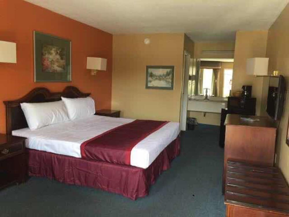 Motel 6 Bracey VA I 85 - photo 21