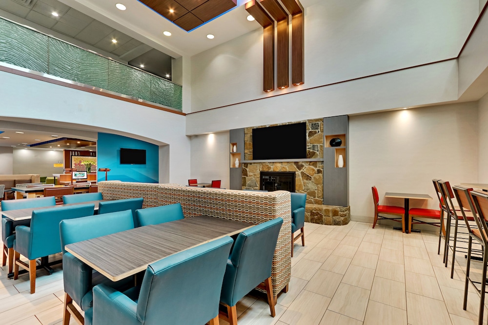 Holiday Inn Express Hotel & Suites Weatherford by IHG - photo 55