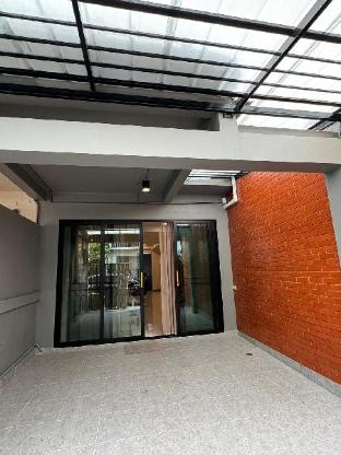 4Beds 4Baths New Renovated Entire House BTS Ekkamai