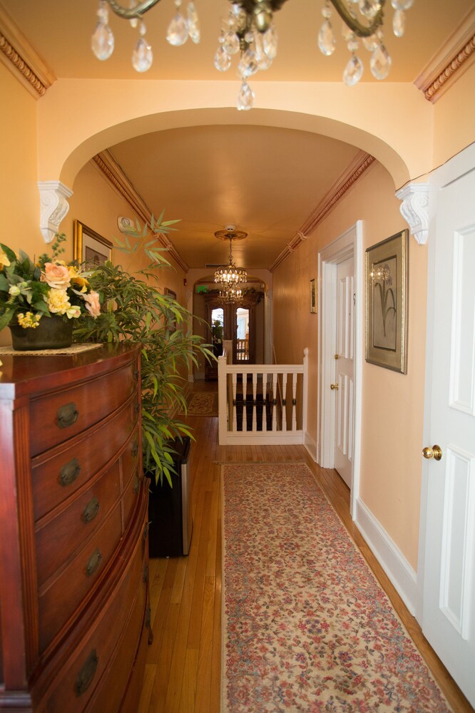 Haddonfield Inn - photo 51