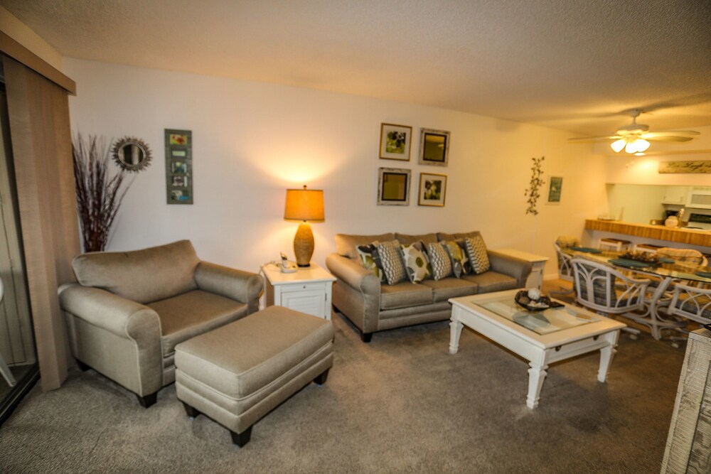 Estero Yacht & Racquet 218 Fort Myers Beach - photo 14