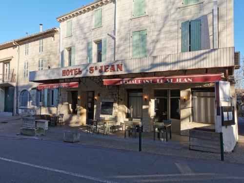 Le Saint Jean - carbon neutral hotel in Barbentane
