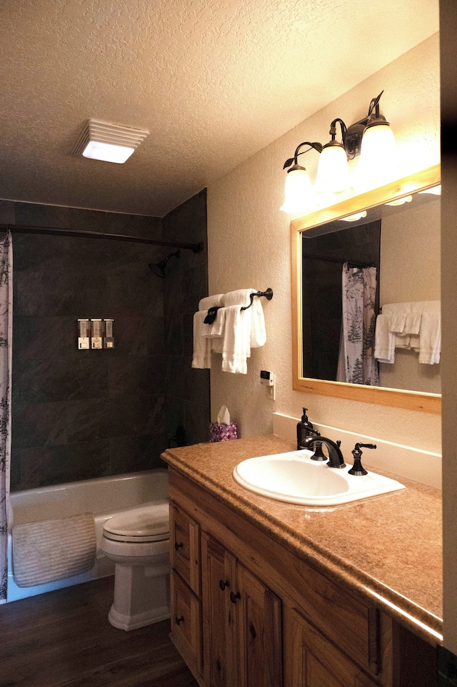 Yellowstone Gateway Inn - photo 105