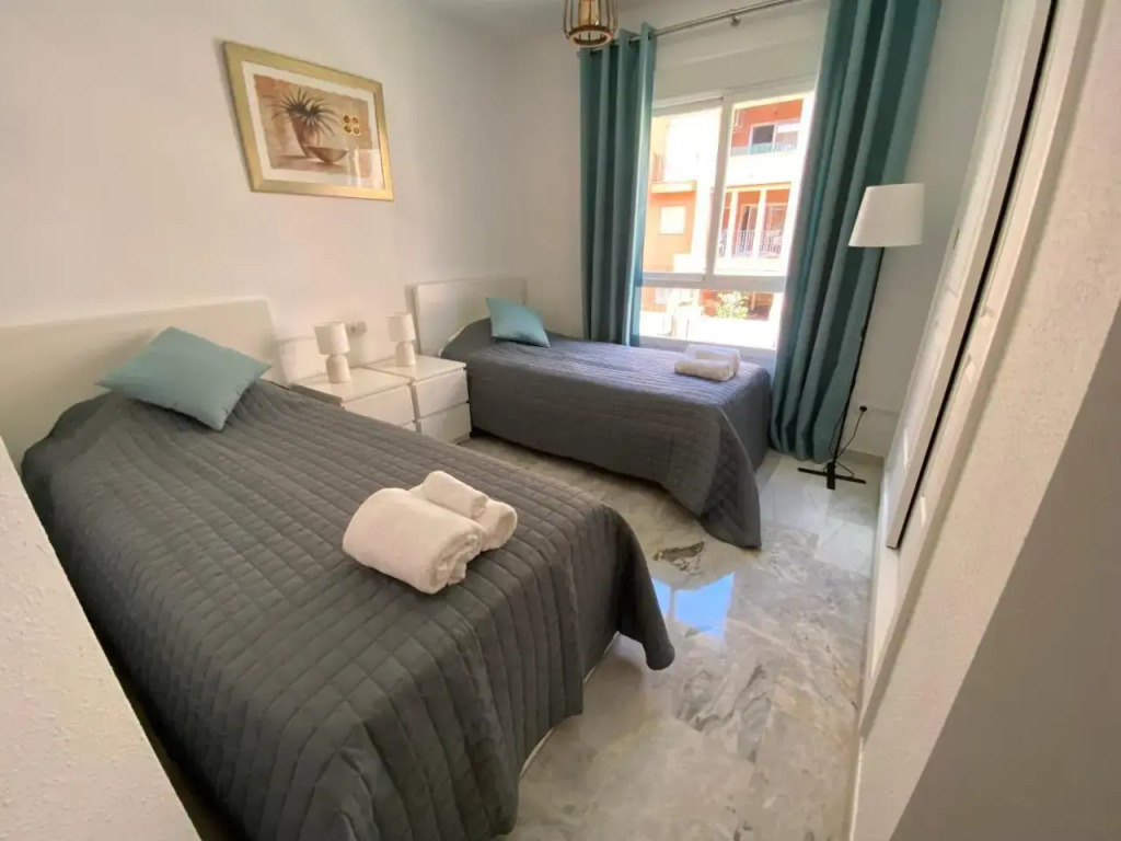 Los Hidalgos Golf 6C3 — 4-Star Luxury Hotel in Manilva, Spain