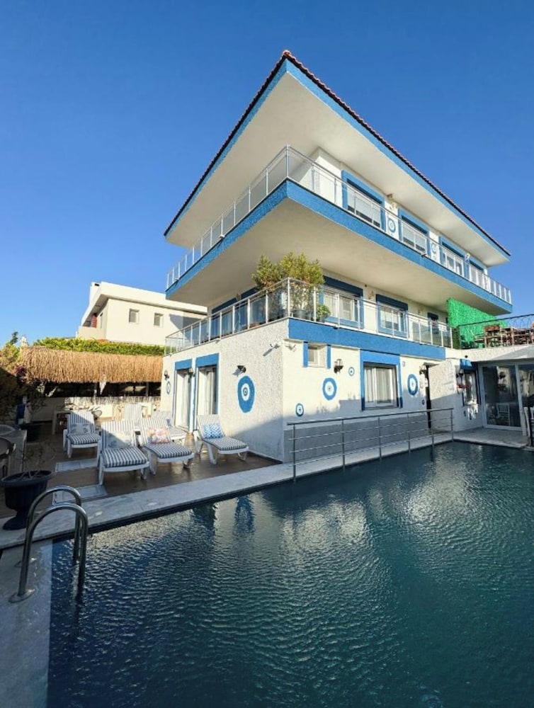 Ambers Alaçatı - carbon neutral hotel in Cesme