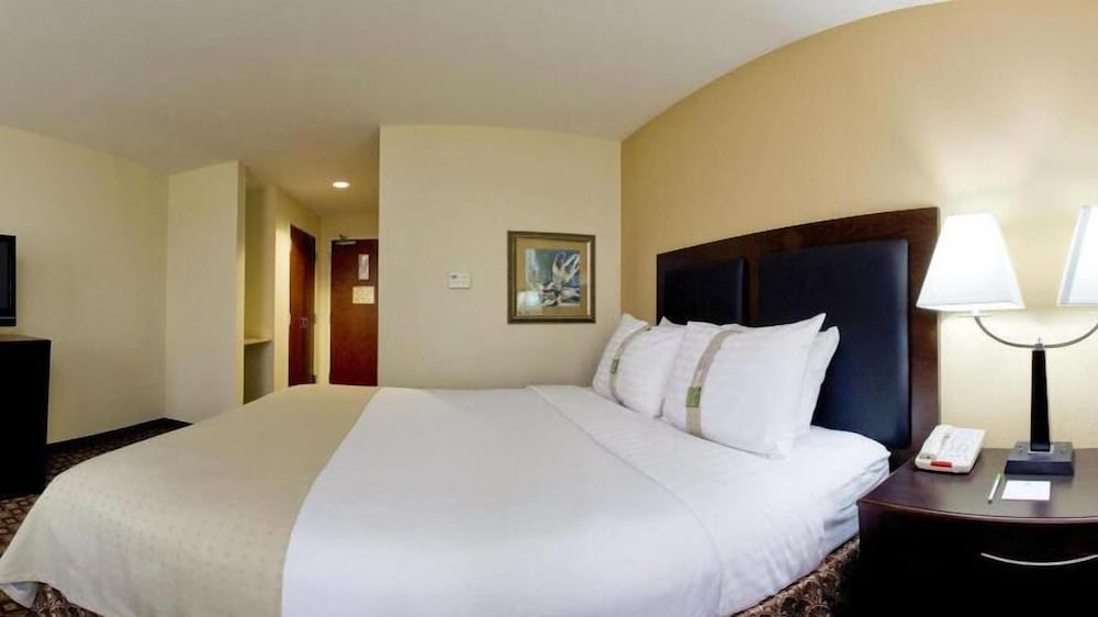 Holiday Inn Quincy East by IHG - photo 11