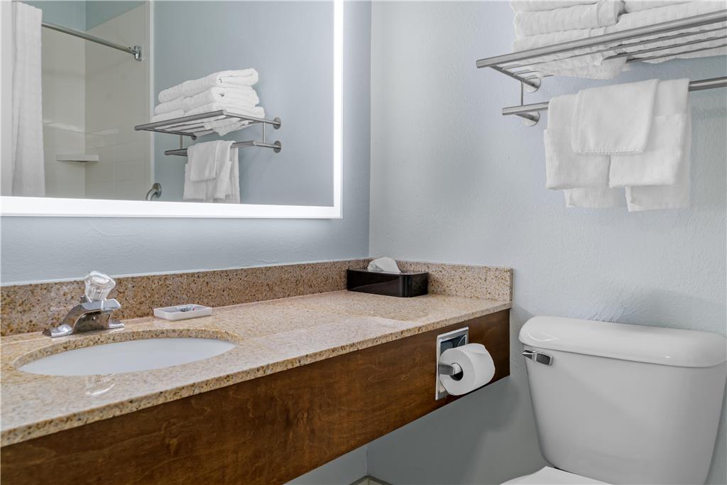 Best Western Lakewinds - photo 19