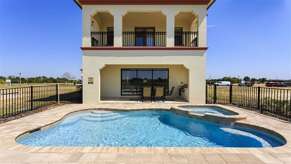 Je48556 Reunion Resort 4 Bed 4 Baths Villa — 4-Star Luxury Hotel in Kissimmee, United States