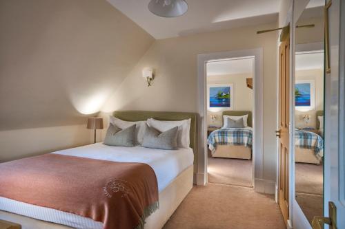 Plockton Inn - carbon neutral hotel in Unknown City