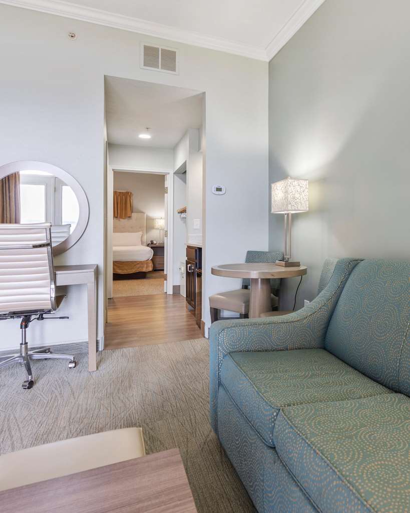 Cherry Tree Inn & Suites - photo 43