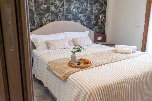 Apartment Miki Sammartini 33 — 4-Star Luxury Hotel in Milan, Italy